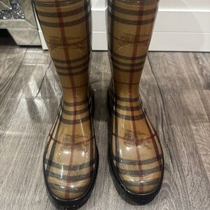 Burberry rain boots